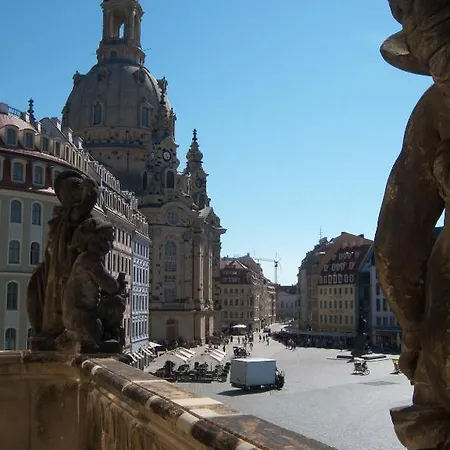 Historisches Burgerhaus -kulturstiftung- 아파트